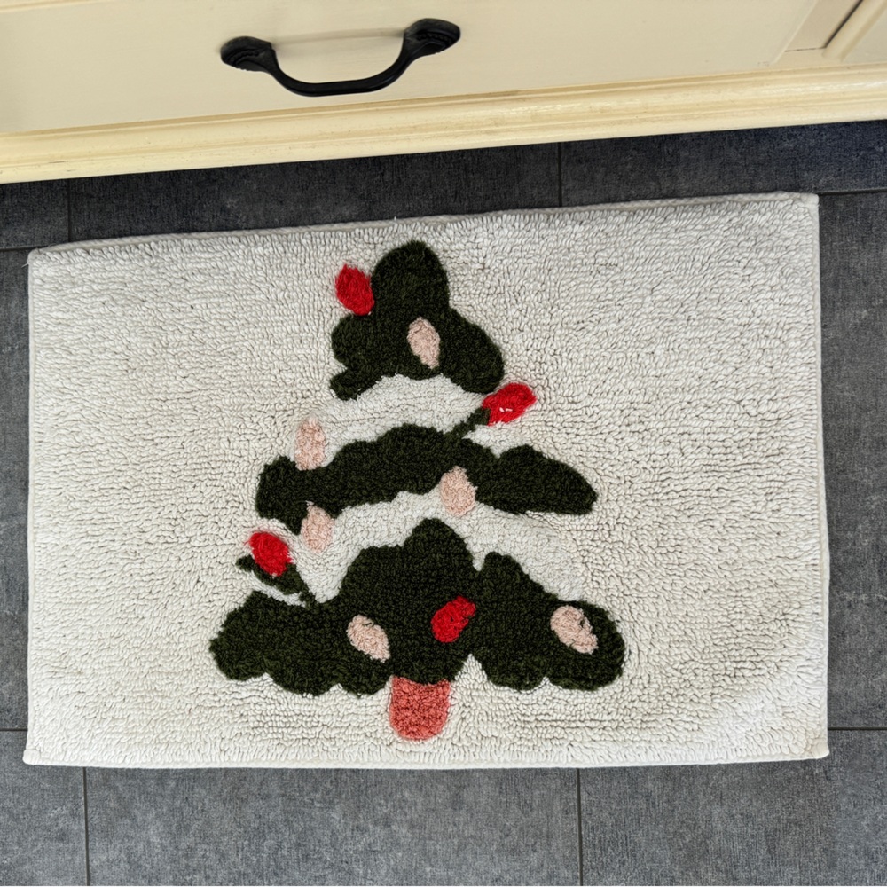 Christmas Throw Rug - Picture 15 of 15